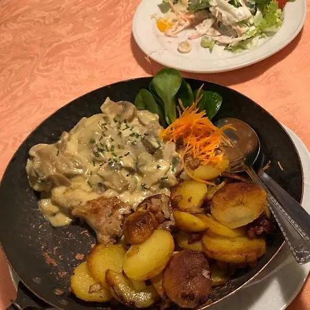מלון Hotel-restaurant Denklinger-hof *